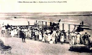 1756- Bou-Haroun-sur-mer - Pres de Castiglione - Hydravion dans le Port en 1928
